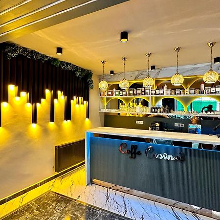 Crowned Plus Hotel Istambul Extérieur photo